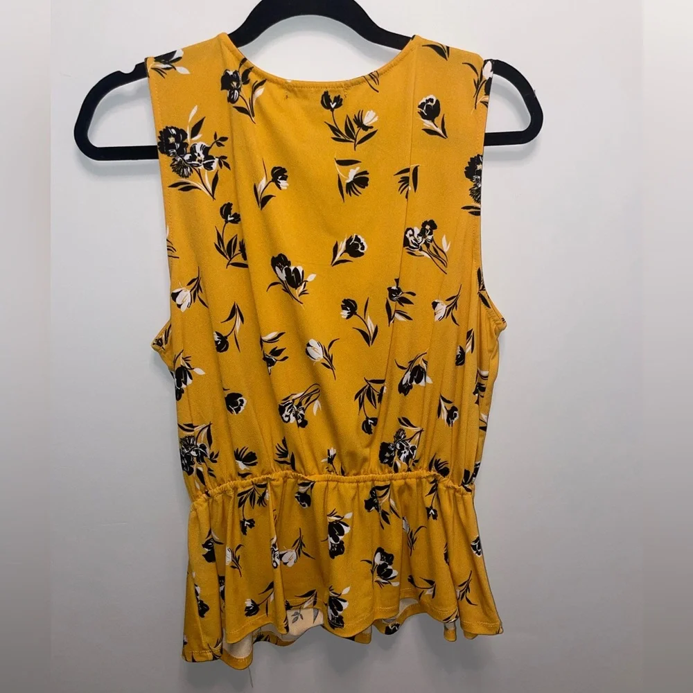 Adrienne Vittadini Sleeveless Blouse